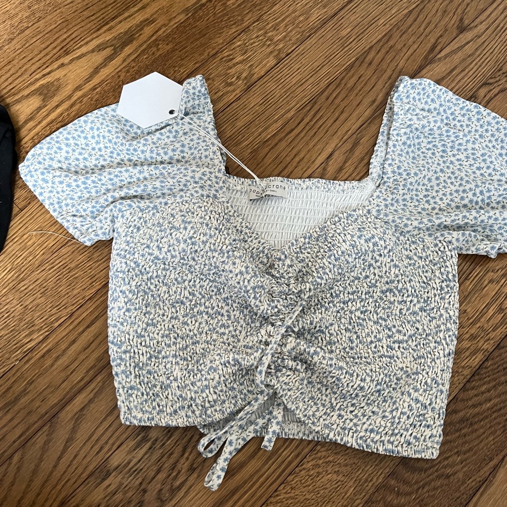 small boutique shop top blue and white small